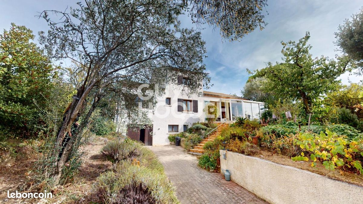 Maison 6 pièces 157 m² · à Étoile-sur-Rhône · 157 m² · 398 000 €