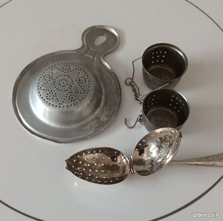 Cuillère passoire boule spécial ustensiles pour le thé (image 2)