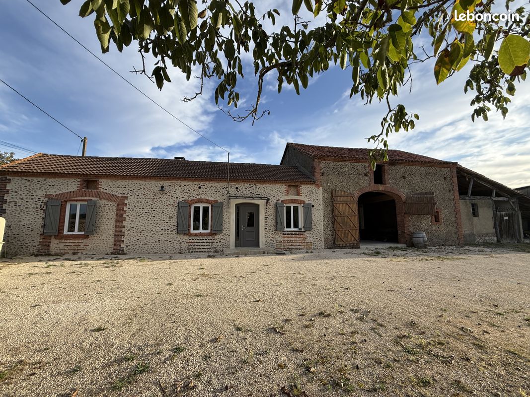 Maison 4 pièces 109 m² · à Lahitte-Toupière · 109 m² · 900 €/mois