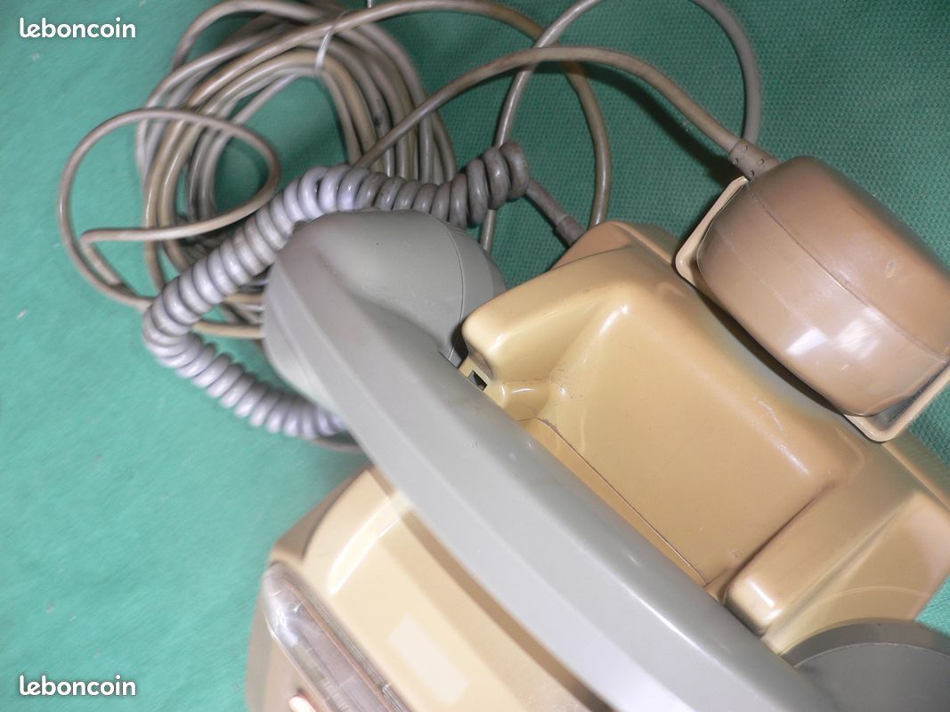 Téléphone à touches(vintage bonne état de fonctionnement (image 4)
