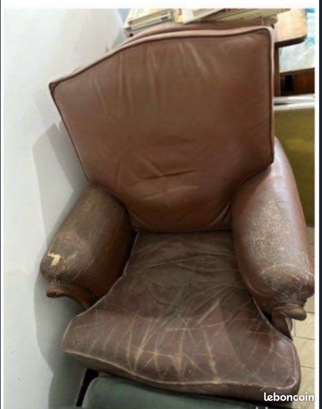 Fauteuil à clous à retaper (image 3)
