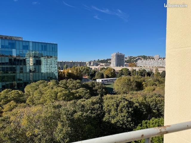 Appartement 4 pièces 93 m² · à Marseille · 93 m² · 1 232 €