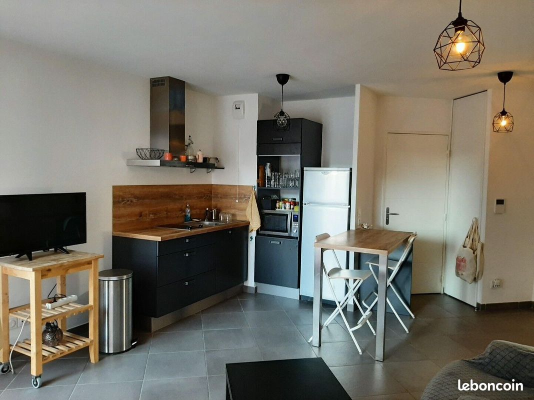 Appartement 1 pièce 34 m² · à Bron · 34 m² · 527 €/mois