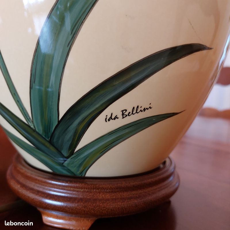 Lampe porcelaine abat jour signé Ida Bellini | A la vieille école