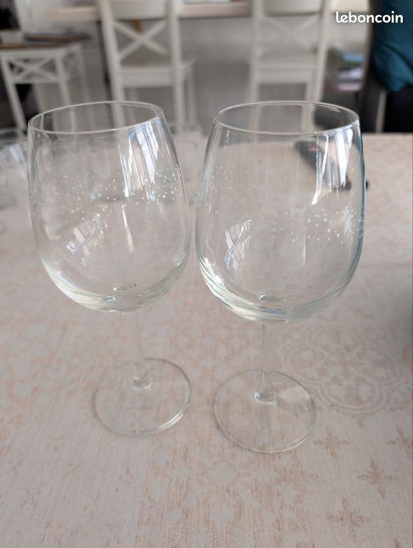 Lot de verres à vin et eau + lot de coupelles (image 3)