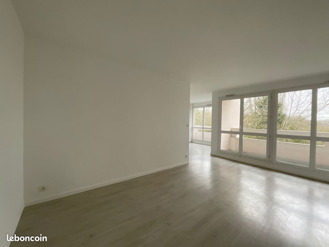 Appartement 5 pièces 93 m² · à Montataire · 93 m² · 129 000 €