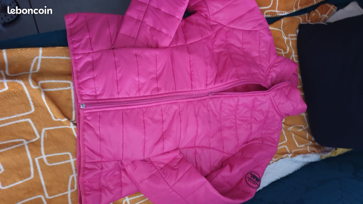 Lot ou pas vêtements fille 14 ans, xs,s,m (image 15)