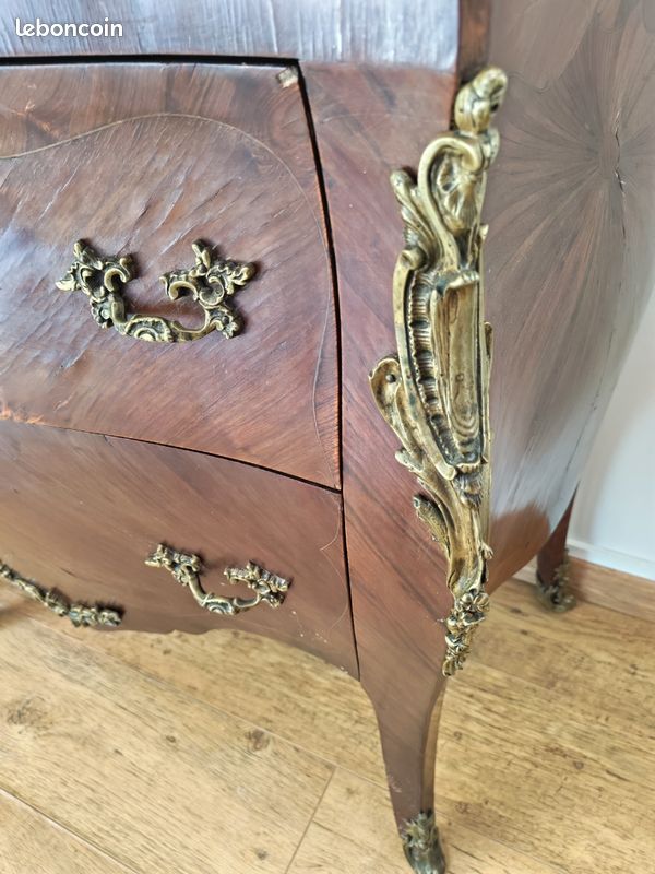 Commode (image 2)