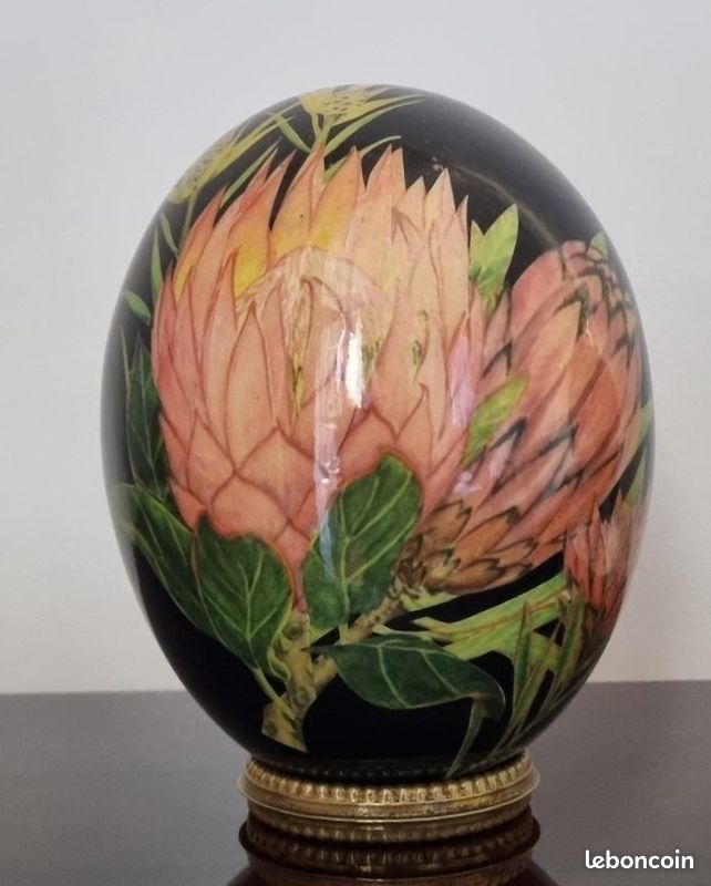 Œuf D'autruche Décoré Motif Rose - Avec Support - Objet De Décoration & Cadeau Original