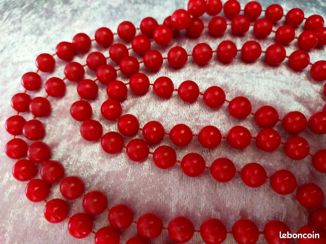 Collier Vintage 14 Rangs - Perles Rouges Sur Chaîne Or - Longueur 33cm