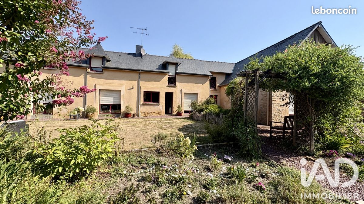 Maison 7 pièces 277 m² · à Betton · 277 m² · 820 000 €