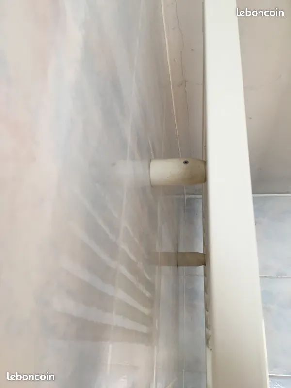 Sèche-serviettes vertical eau chaude H230xL60 (image 3)