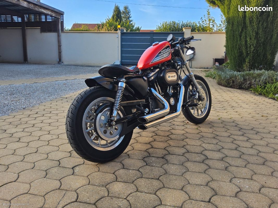 883 Bobber Harley Davidson 883 Modificate Harley Davidson - Main Image