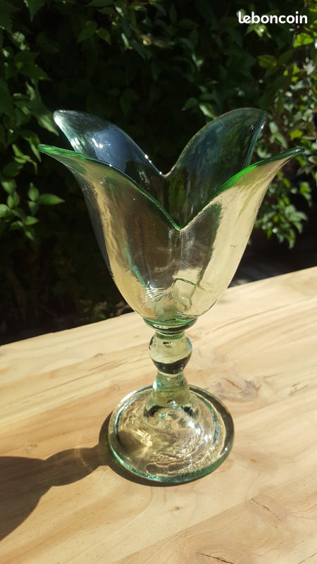 Tulipe de verre (image 1)
