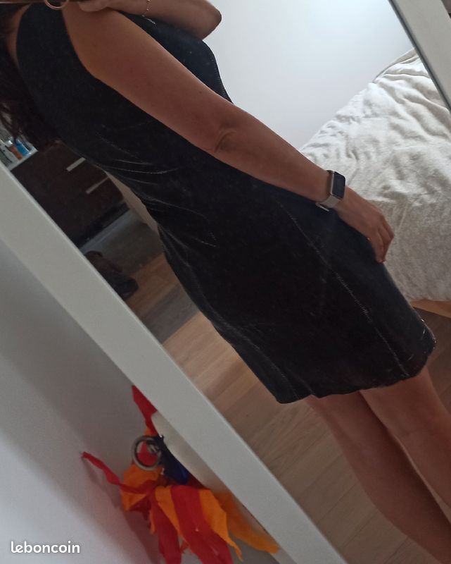 Robe noir métallisée (image 3)
