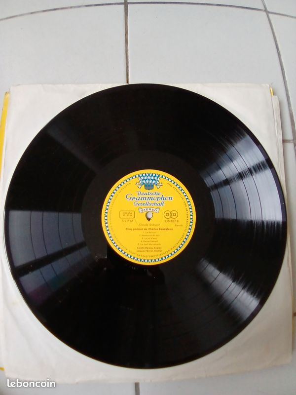 Disque vynile de musique contemporaine, Francis Poulenc et Claude Debussy, interprété par Colette Herzog et Jacques Février (image 4)