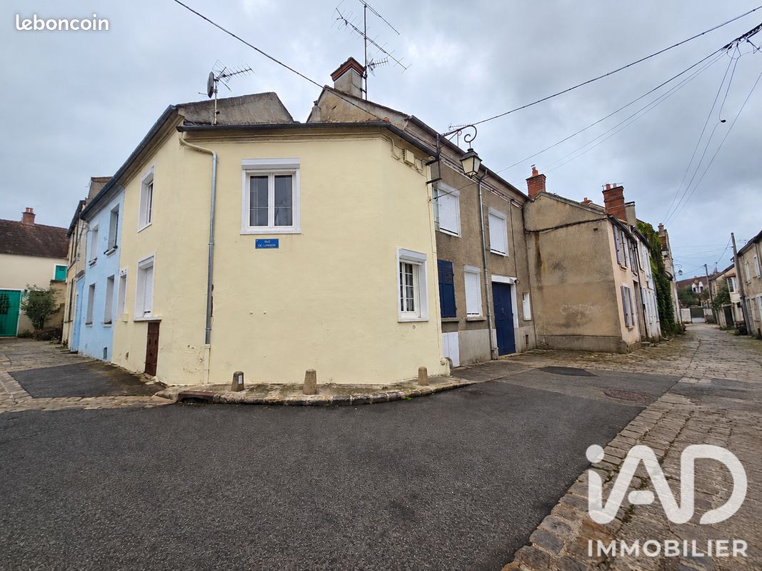 Maison 2 pièces 58 m² · à Moret-Loing-et-Orvanne · 58 m² · 127 000 €
