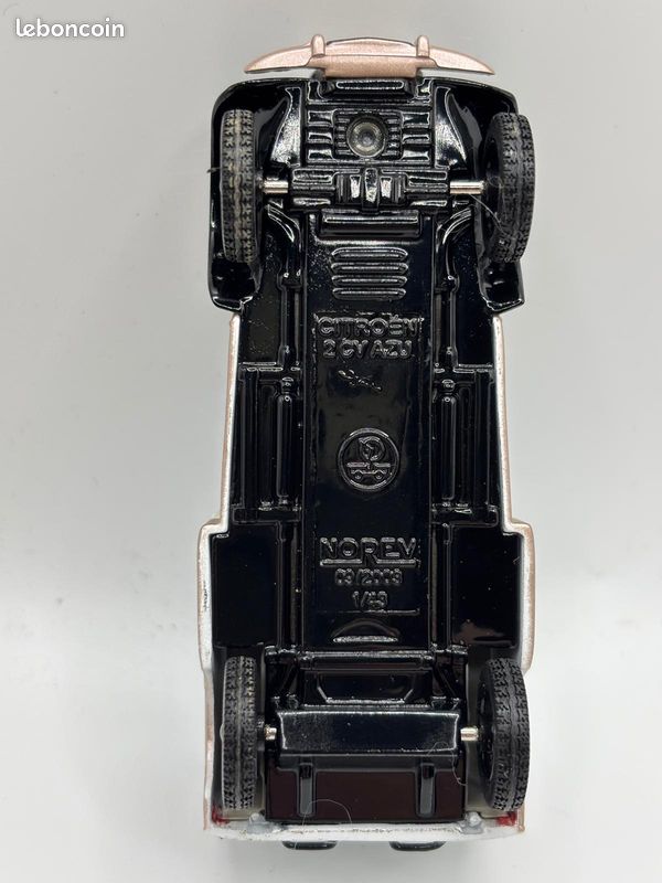 Miniature NOREV 1/43 Citroën 2CV Fourgonnette Commerciale N°26 - Plastique - Sans Boîte