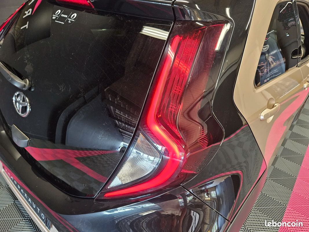 Toyota AYGO X Design 1.0 VVTi 12V 72 cv (image 10)