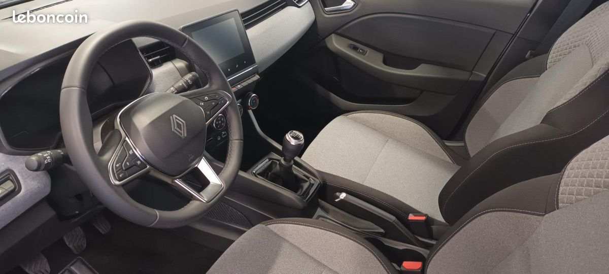 Renault Clio V Blue dCi 100 ch GSR2 Evolution (image 2)