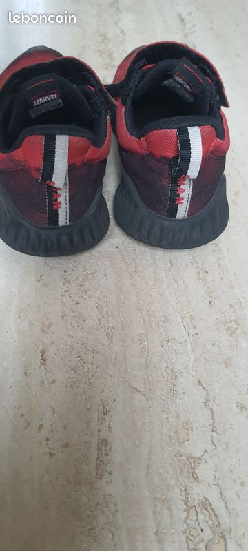 Chaussures enfant ADIDAS pointure 34 (image 7)