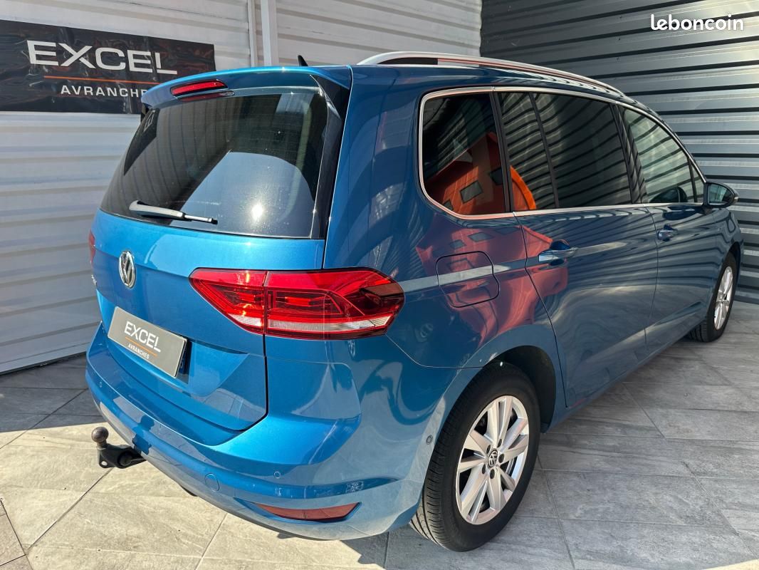 Volkswagen Touran 2.0 TDI 115 DSG7 5pl Carat (image 4)