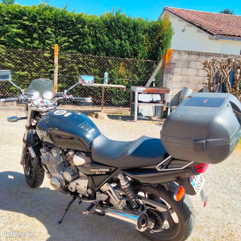 moto xjr 1300 yamaha
