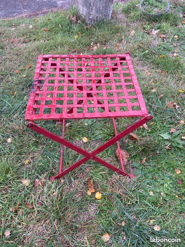 Table en acier vintage (image 3)