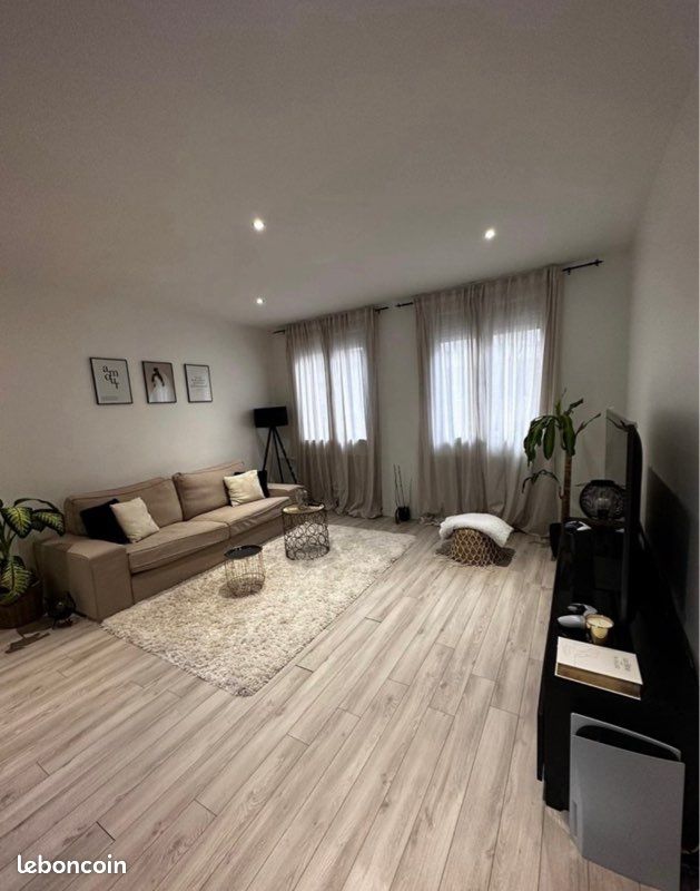 Appartement 3 pièces 64 m² · à Saint-Étienne · 64 m² · 635 €