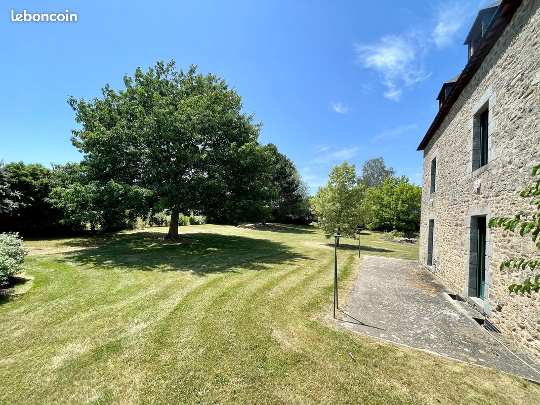 Maison 6 pièces 120 m² · à Aron · 120 m² · 262 000 €