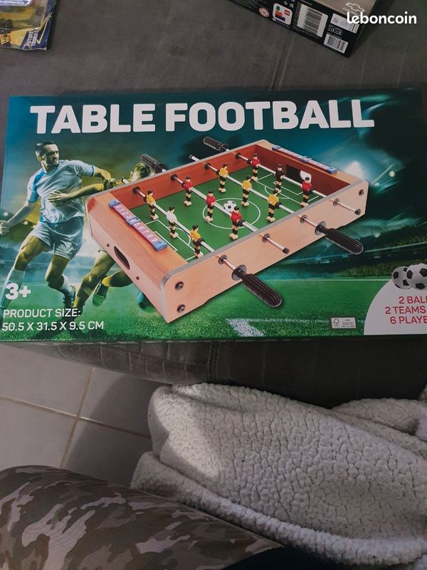 Baby-foot de table en bois neuf (image 1)