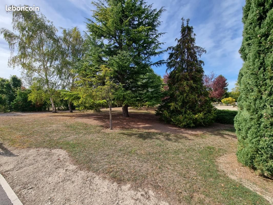Terrain 1 413 m² Payns · 113 400 €