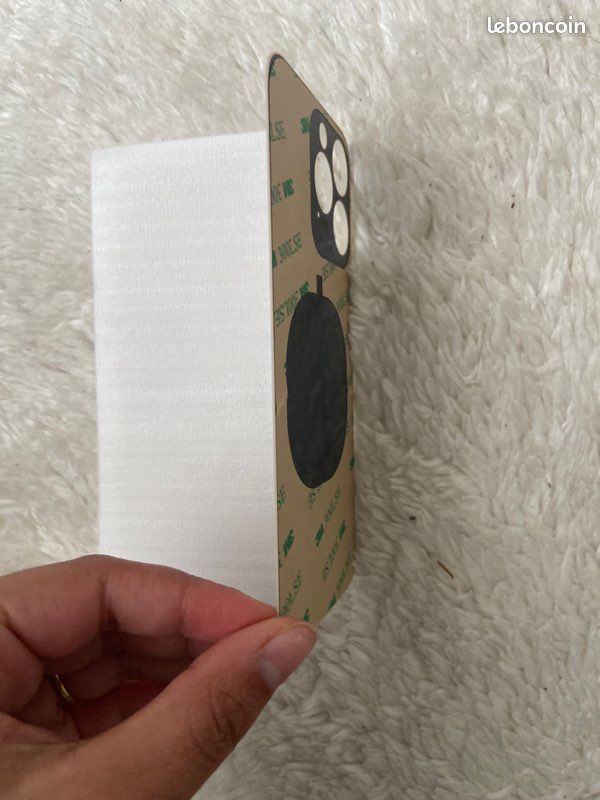 Dos iPhone (image 2)