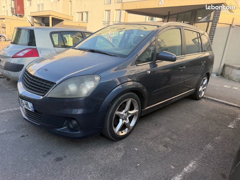 Vend ou échange Opel Zafira b (image 1)