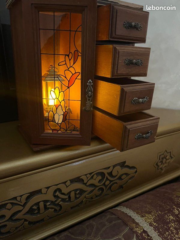 Armoire à accessoires (image 1)