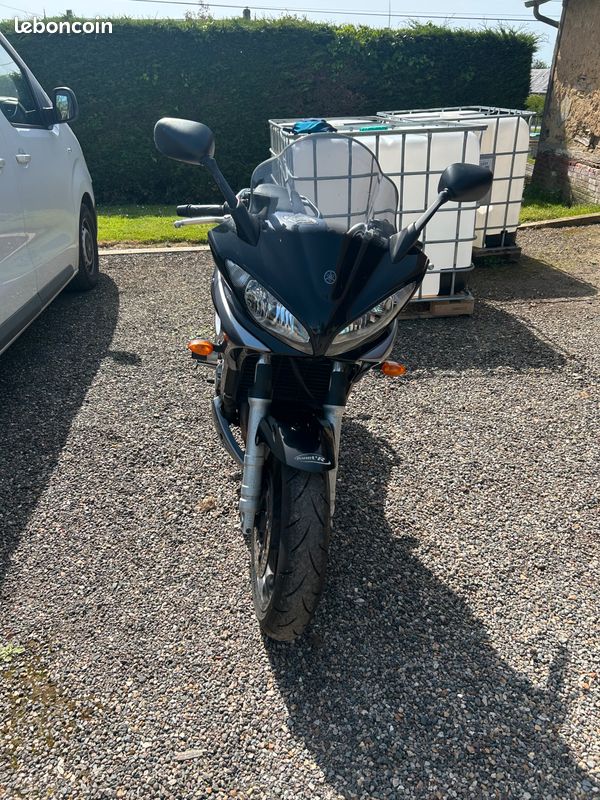 Fz6 contre quad (image 1)