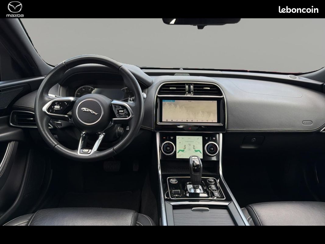 Jaguar XE P250 R-Dynamic SE BVA8 (image 7)