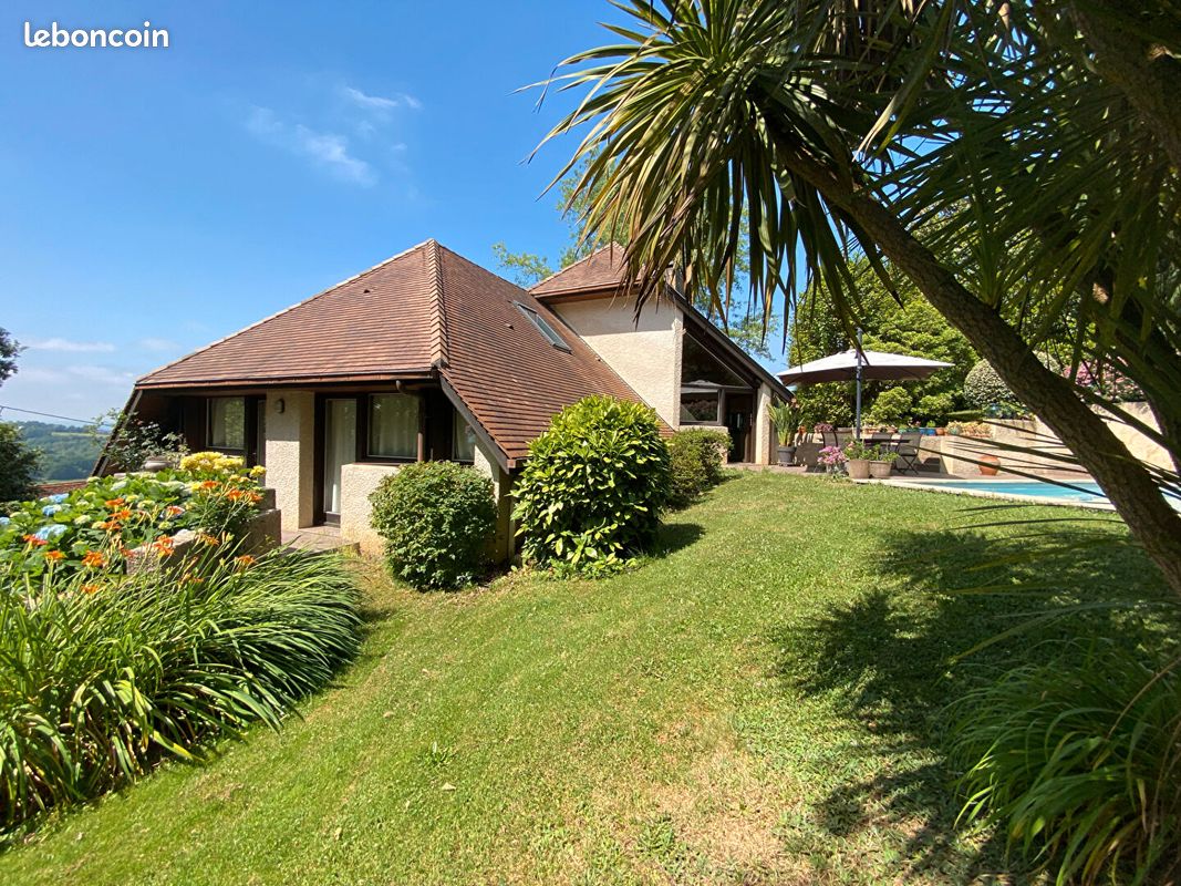 Maison 6 pièces 158 m² · à Montardon · 158 m² · 450 000 €