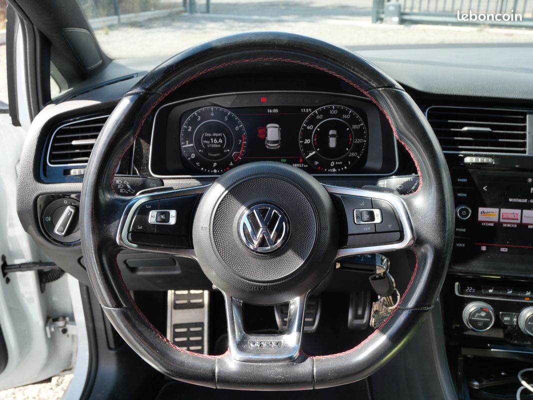 VOLKSWAGEN GOLF (7) 2.0 TSI 245 DSG7 GTI Performance (image 4)