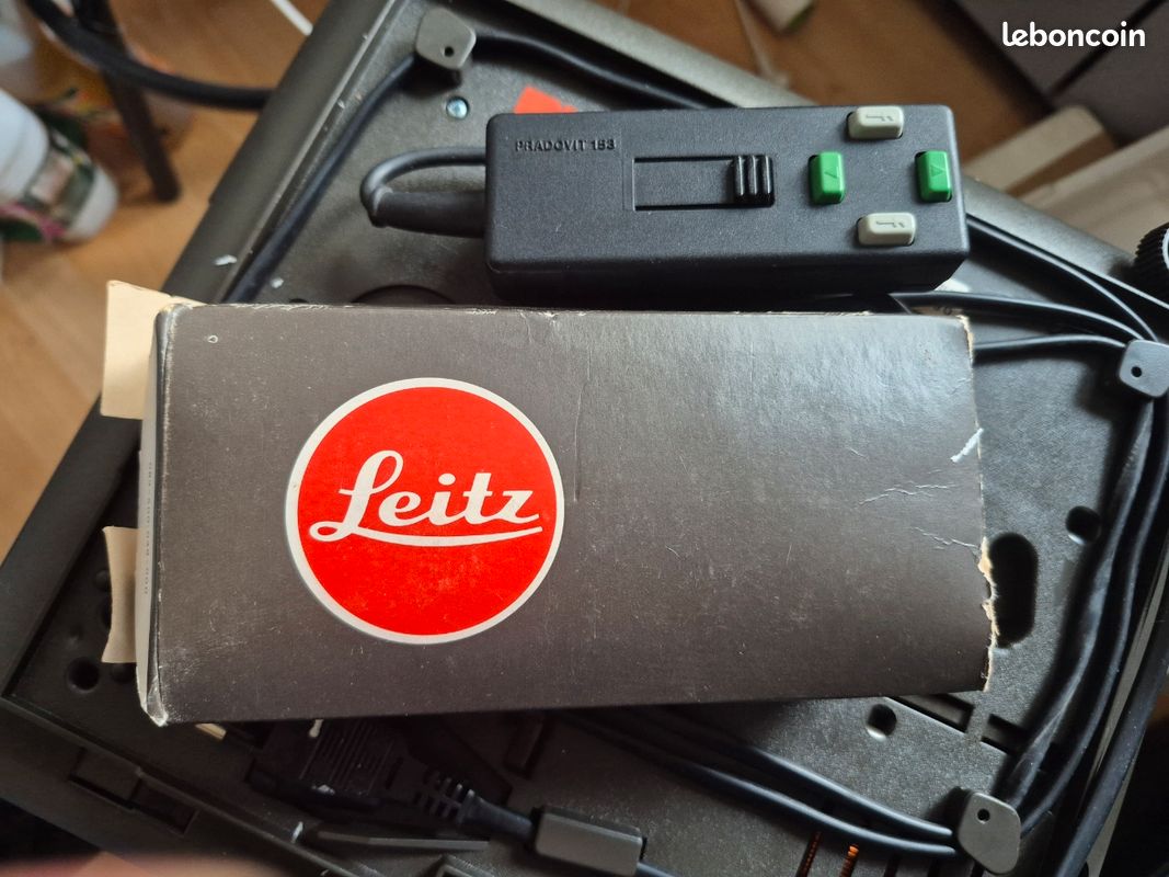 Projecteur De Diapositives Leitz Pradovit 153 - Années 80 - Fonctionnel