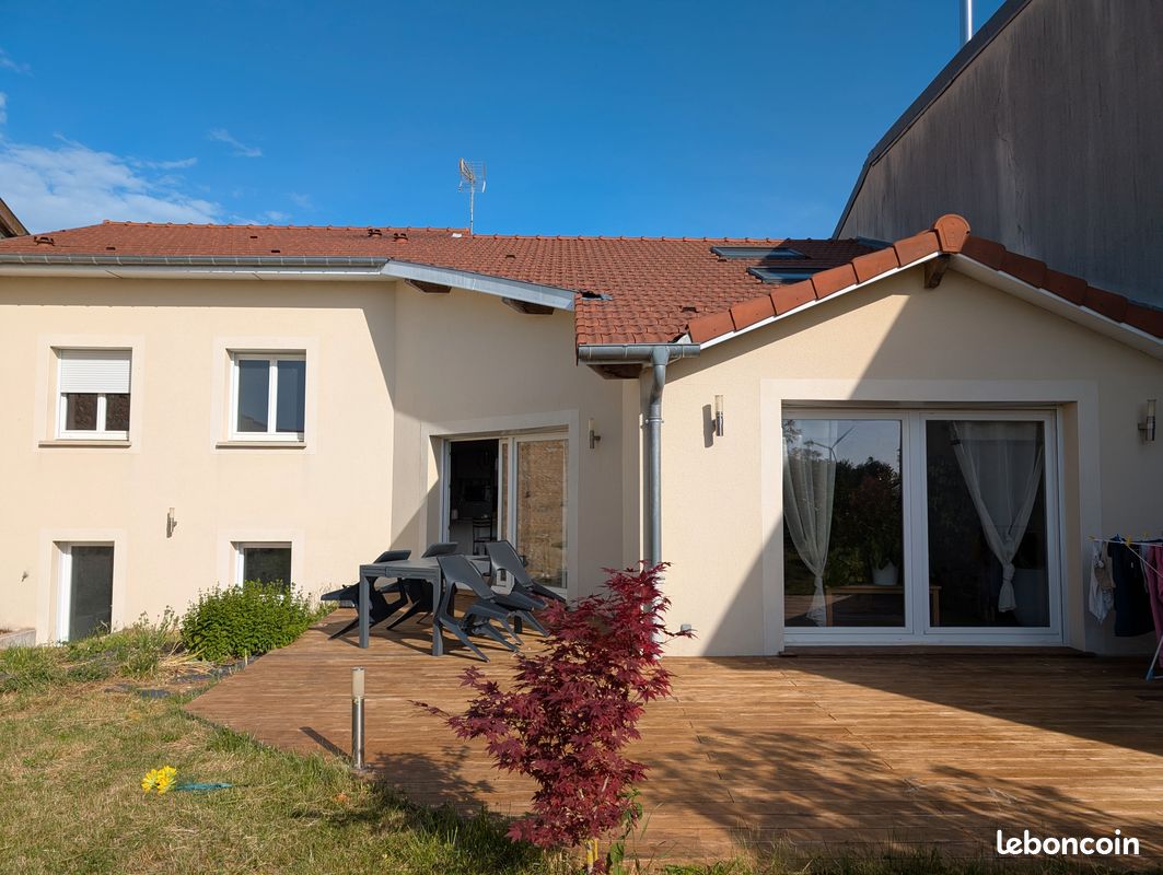 Maison 9 pièces 210 m² · à Chaumont-sur-Aire · 210 m² · 270 000 €