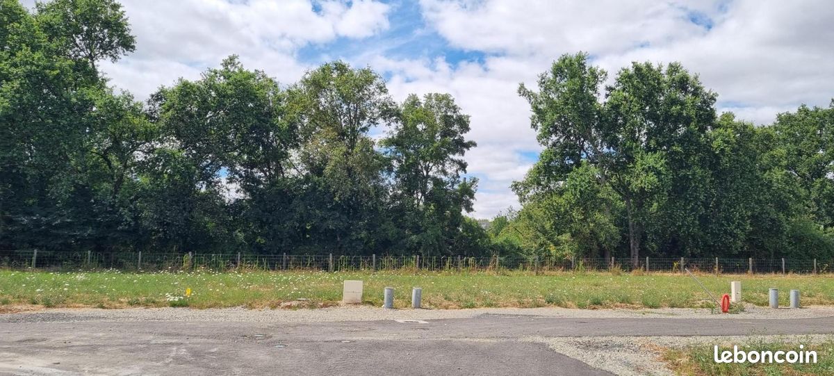 Terrain 319 m² Bouchemaine · 133 980 €