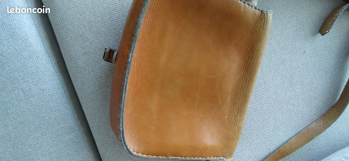 Sac en cuir artisanal (image 3)
