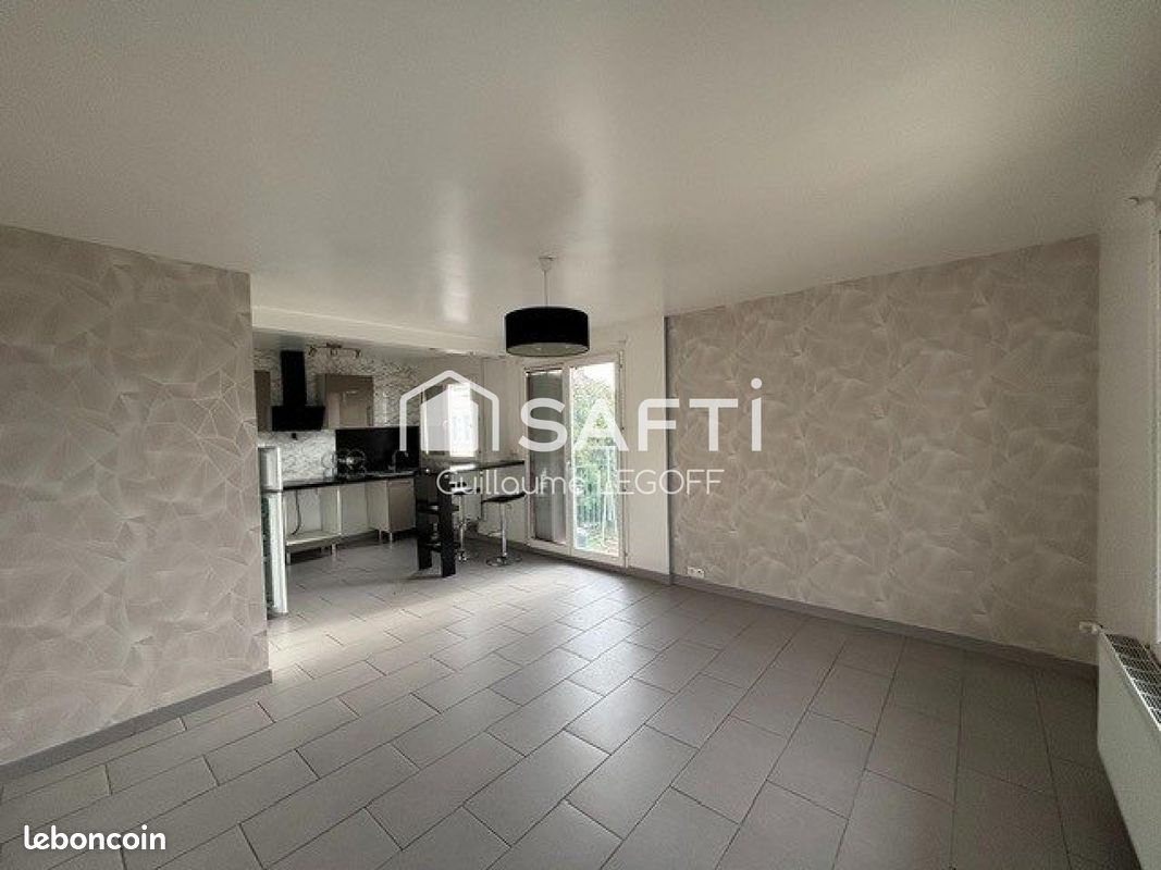 Appartement 2 pièces 47 m² · à Vierzon · 47 m² · 45 000 €