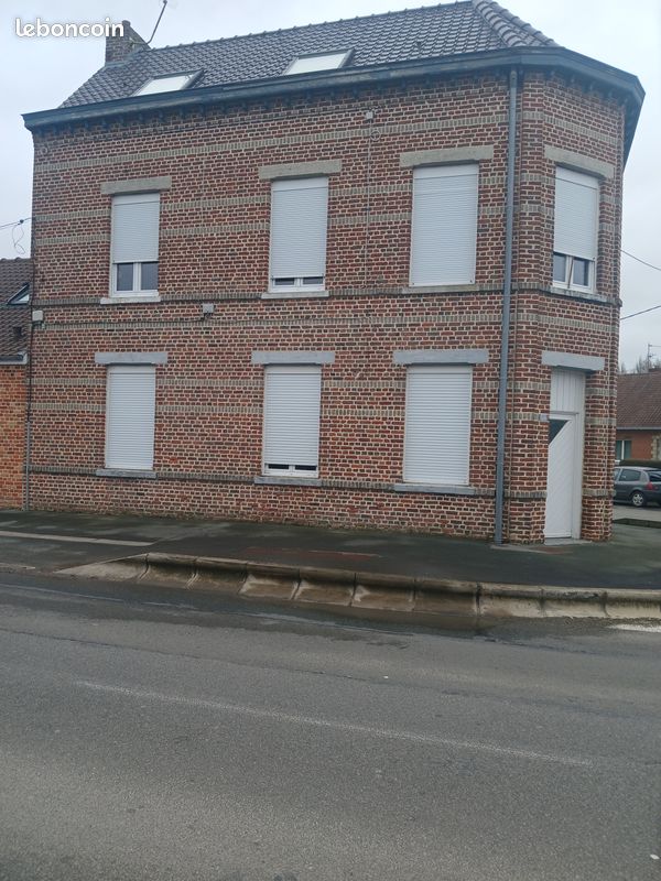 Immeuble 5 pièces 151 m² · à Merville · 151 m² · 199 000 €