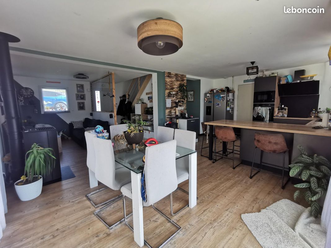 Maison 5 pièces 101 m² · à Plonévez-Porzay · 101 m² · 260 000 €