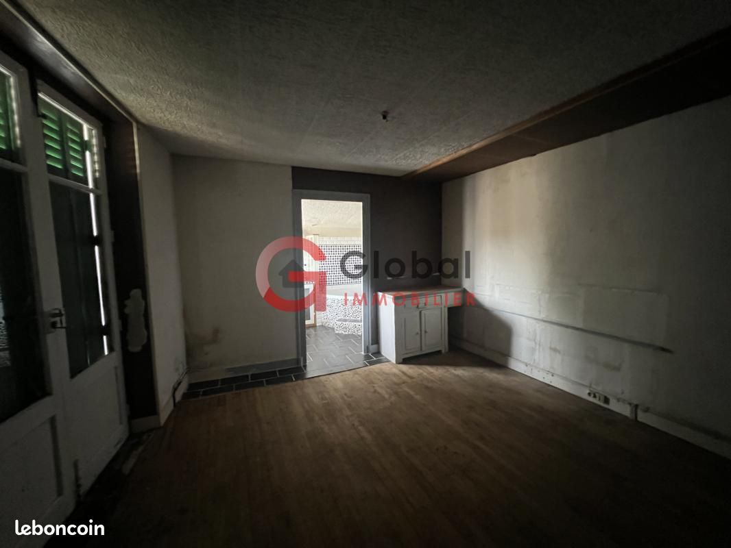 Maison 4 pièces 115 m² - Gond-Pontouvre 16160 (image principale 5)