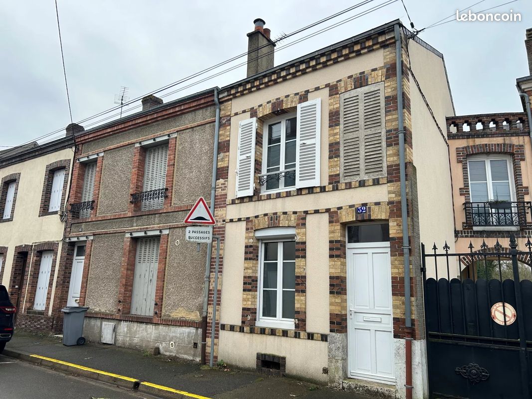 Maison 2 pièces 49 m² · à Brou · 49 m² · 560 €