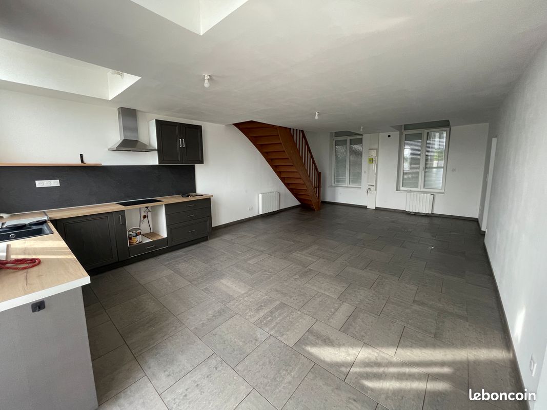 Maison 7 pièces 93 m² · à Thiennes · 93 m² · 900 €