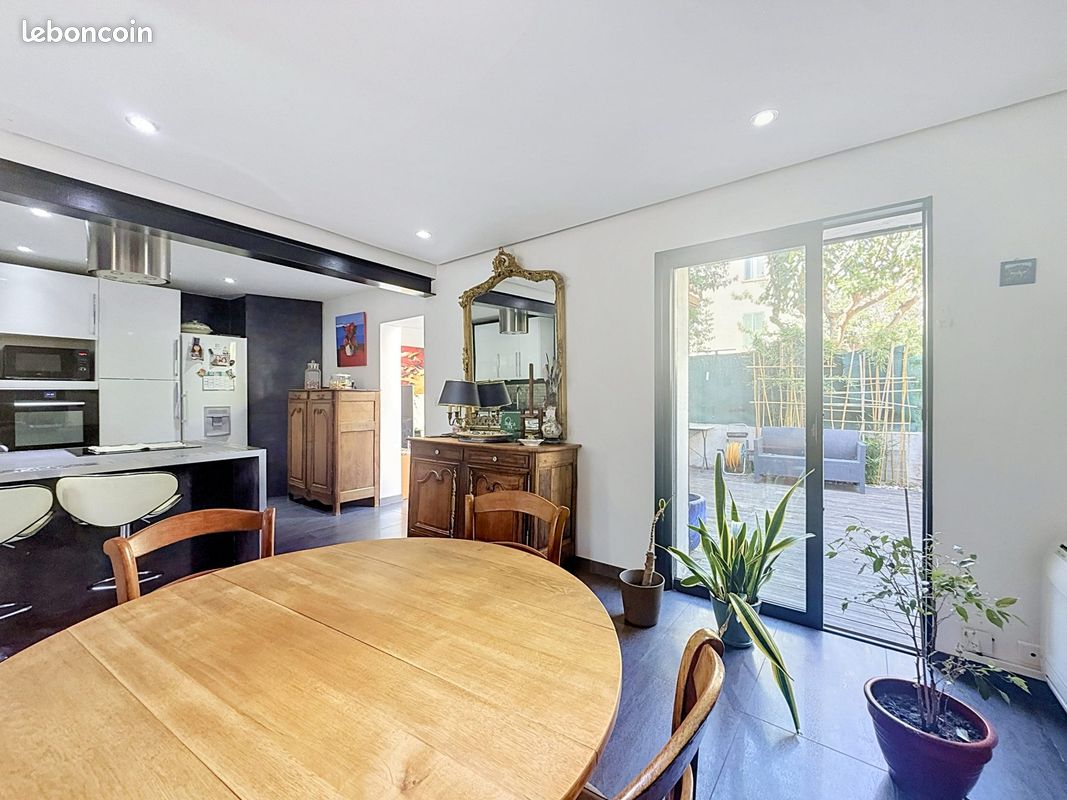 Maison 4 pièces 102 m² · à Toulon · 102 m² · 300 000 €
